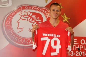 Vladimir Weiss leaves Olympiakos for Qatar