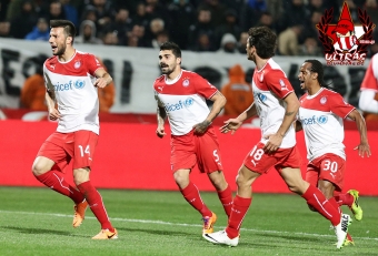 μπουγάτσες - Ολυμπιακός 2-1