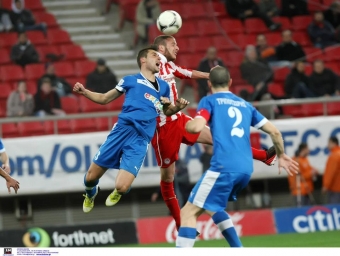 Olympiakos 2-0 Kavala